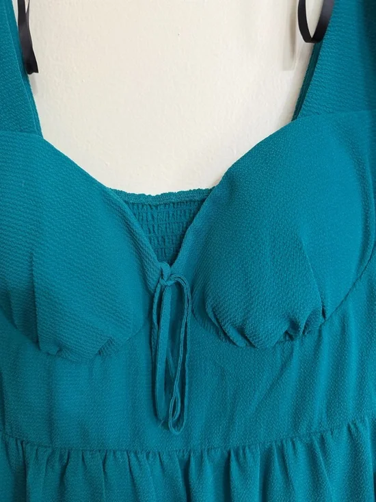 B. Smart Women’s Size 7 Teal Puff-Sleeve Tiered Mini Dress - Picture 4 of 12